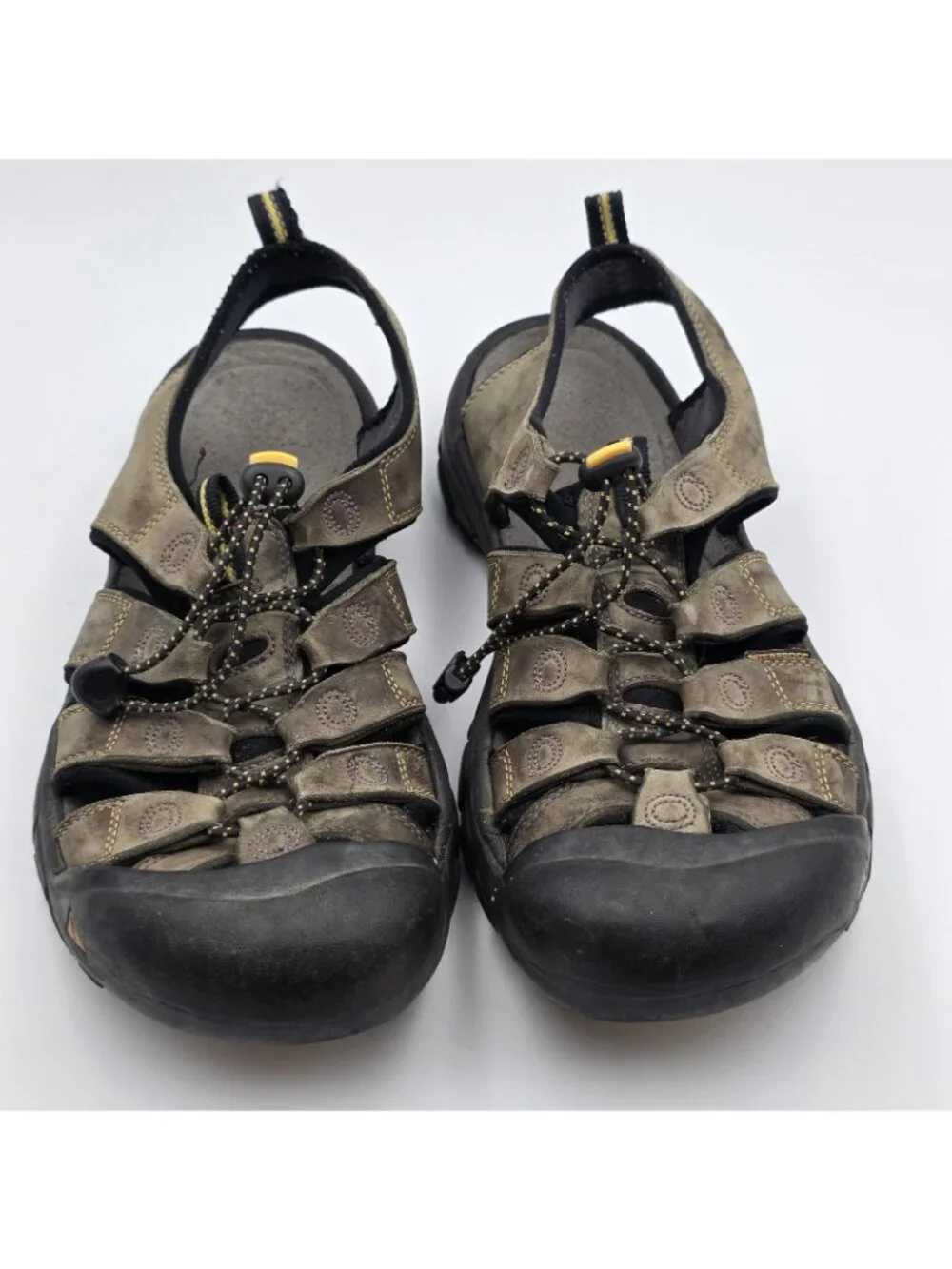 KEEN Newport Mens 10 Brown Nubuck Leather Hiking Sport Sandals Waterproof
